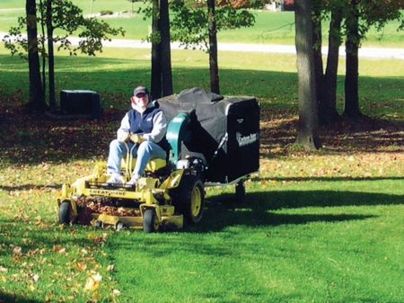 Picture for category America's Choice for Commercial Leaf Vacuums
